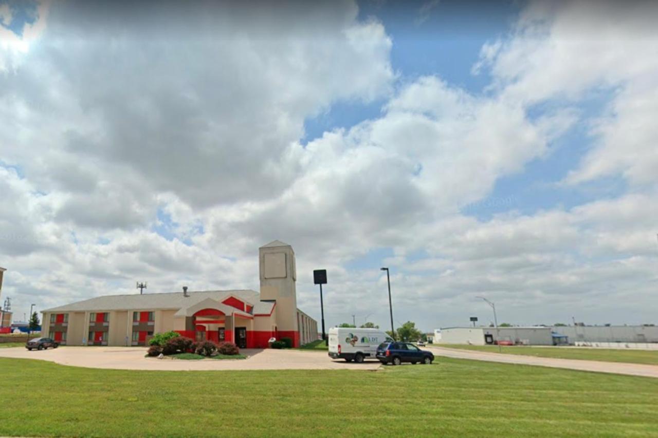Oyo Hotel Lincoln Airport Ne, Hwy 80 المظهر الخارجي الصورة