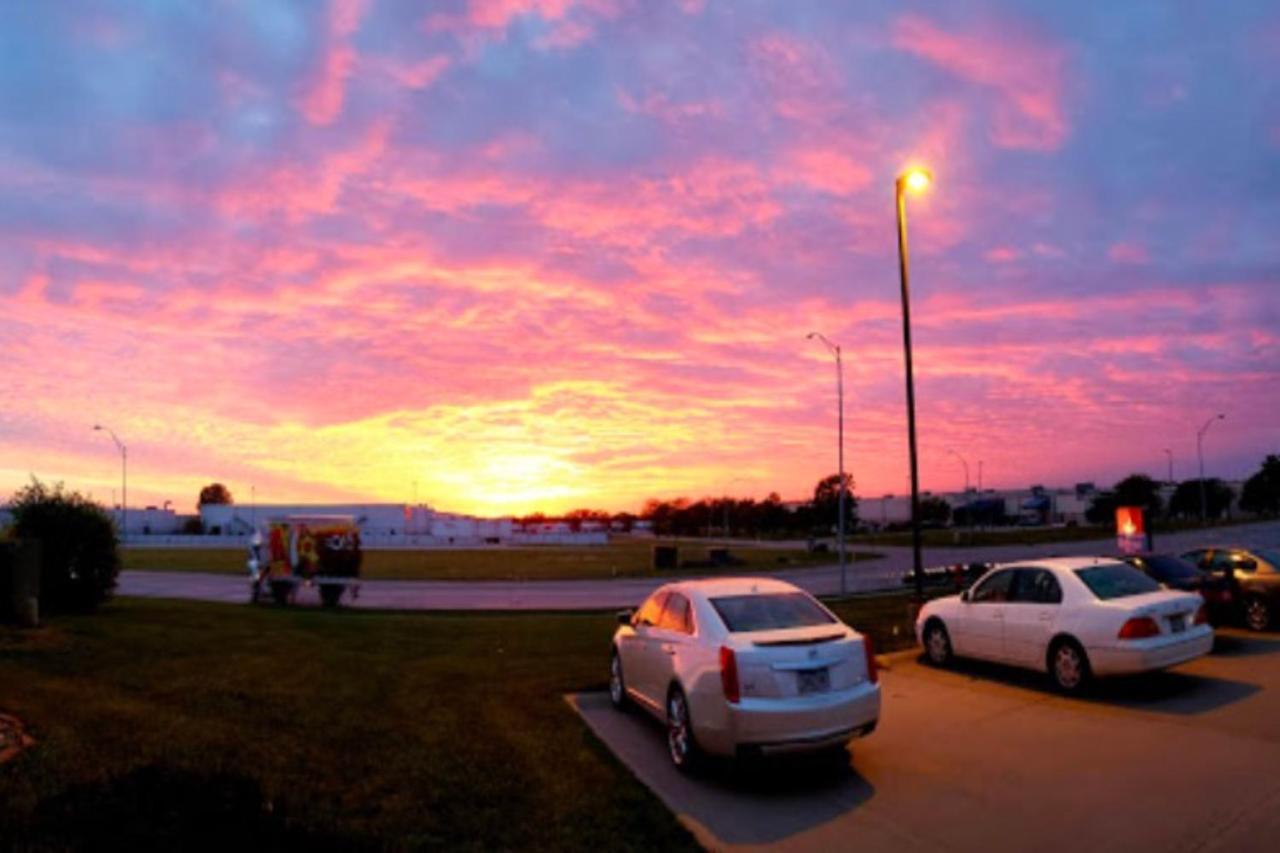 Oyo Hotel Lincoln Airport Ne, Hwy 80 المظهر الخارجي الصورة