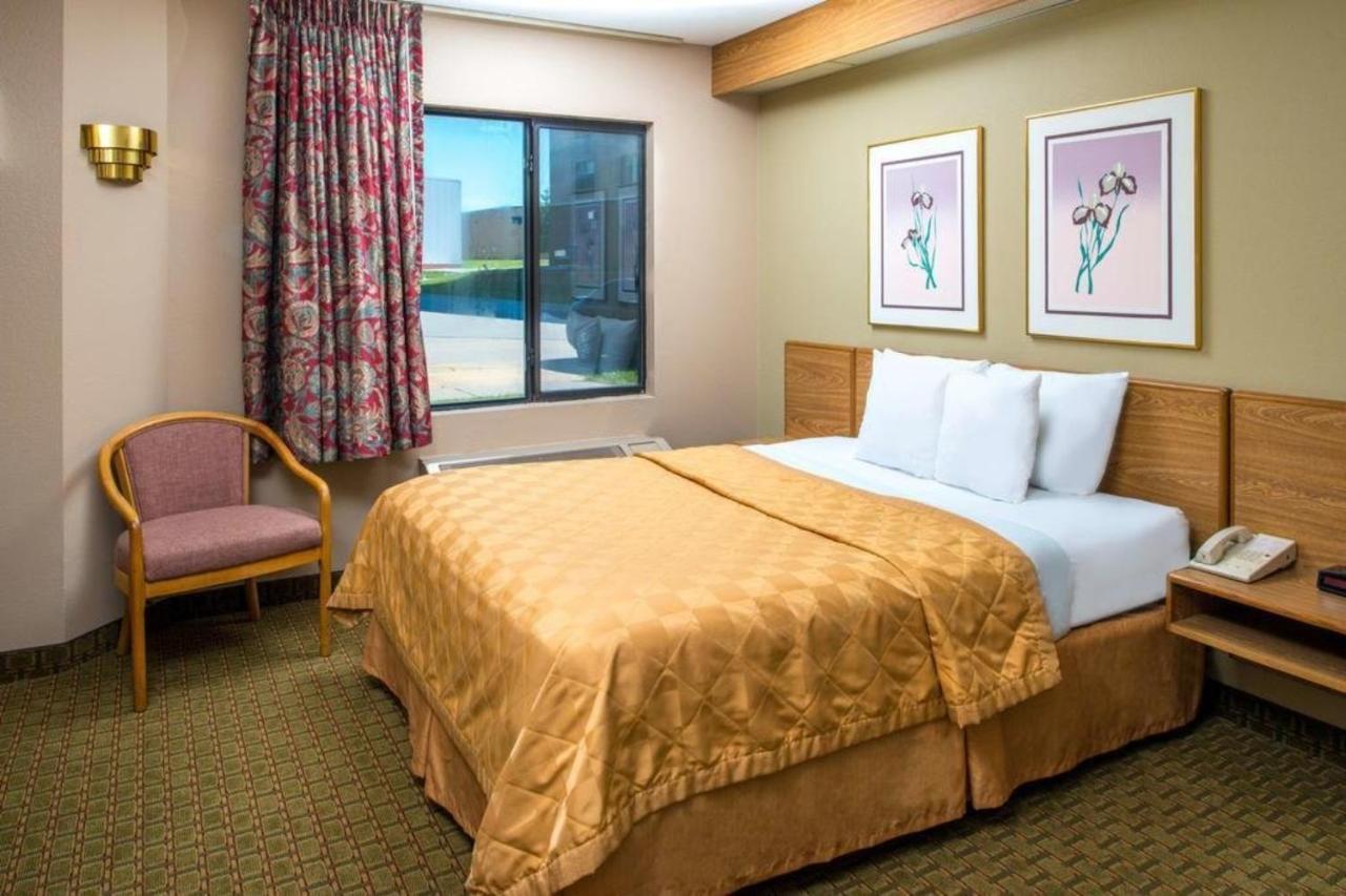 Oyo Hotel Lincoln Airport Ne, Hwy 80 المظهر الخارجي الصورة