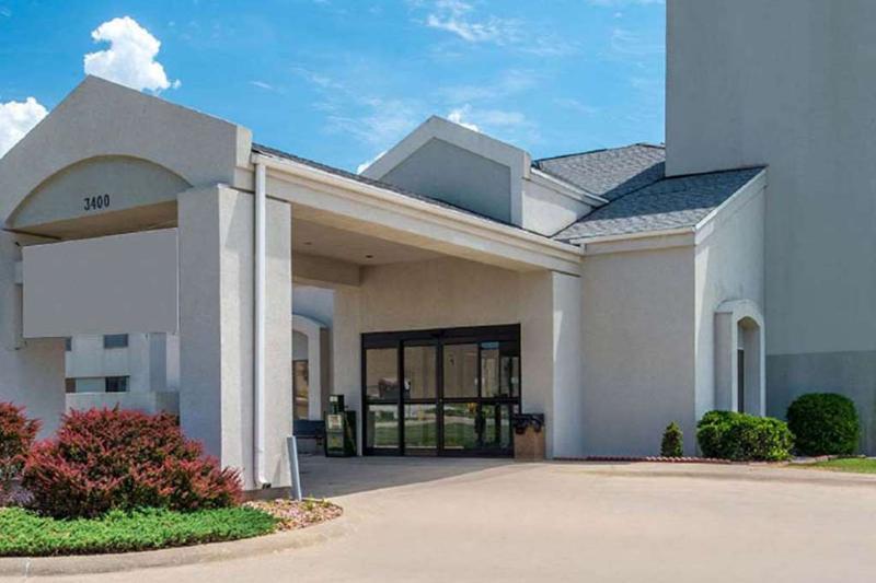 Oyo Hotel Lincoln Airport Ne, Hwy 80 المظهر الخارجي الصورة